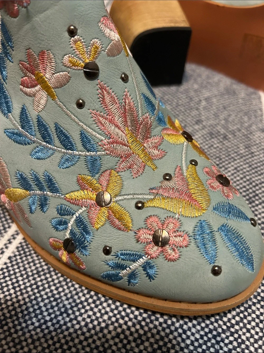 Women Chunky Heel Embroidery Buckle Boots Blue w/Flower Size 10 - Picture 6 of 7